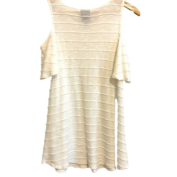 Bobeau Flutter Sleeve Cold Shoulder Top White XS - Picture 2 of 6